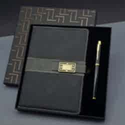 Toptan Siyah Tokalı Tarihsiz Ajanda Defter Kalem Set