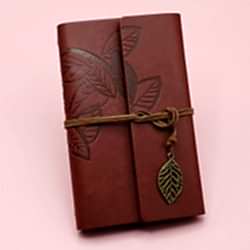 Toptan Kahverengi Siyah Yapraklı Deri Defter Ve Beyaz Jel Kalem Set Toptan Kahverengi Siyah Yapraklı Deri Defter Ve Beyaz Jel Kalem Set